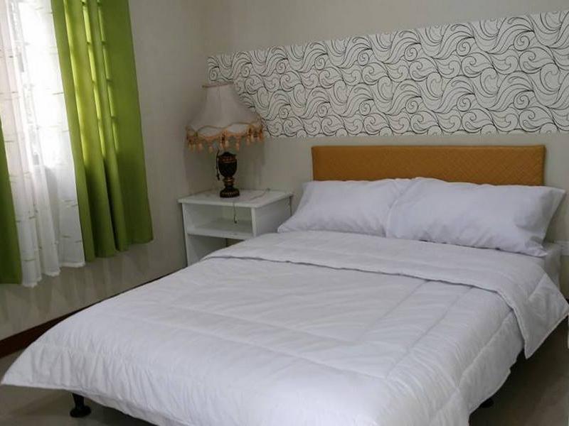 Big M Condotel Las Pinas Exterior photo